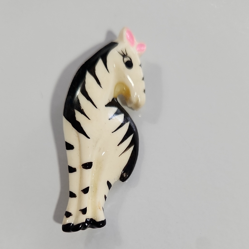 Elegant Zebra Brooch - Black and White